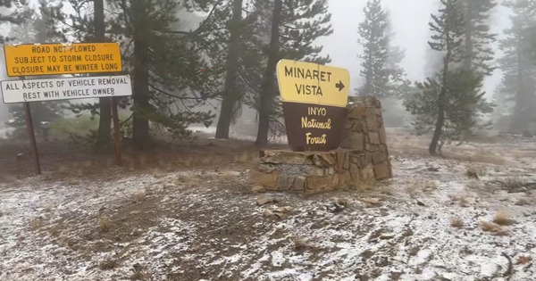 La nieve cae en pleno verano en California