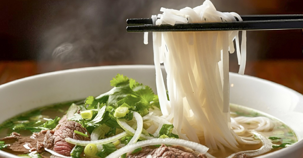 Korean bloggers discuss Vietnamese pho festival on social media