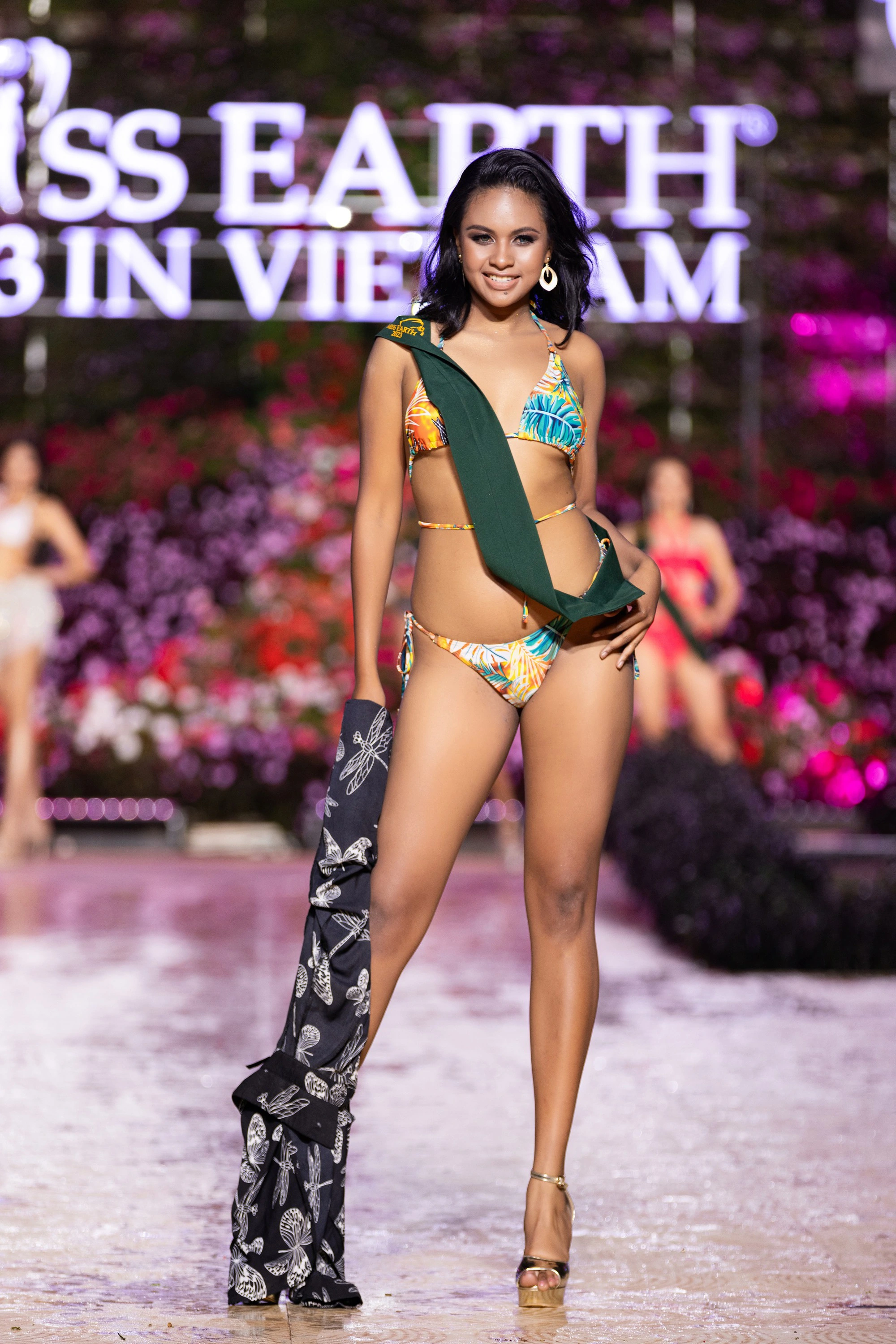 Dàn người đẹp Miss Earth 2023 khoe dáng nóng bỏng với bikini dưới trời lạnh 15 độ - Ảnh 25.