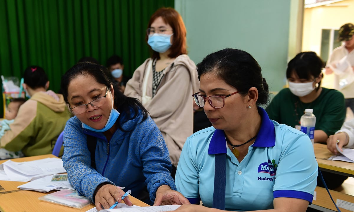 Nearly 30% of unemployed workers in Ho Chi Minh City are over 40 years old