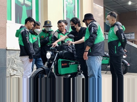 Gojek drivers attend training on Dat Bike electric vehicles