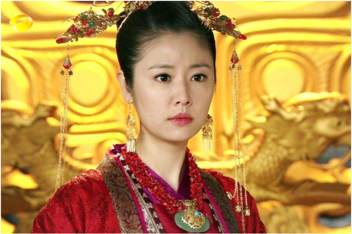 สาวใช้วังผู้โชคดีที่สุดในประวัติศาสตร์: กลายเป็นราชินีเพราะความผิดพลาดของขันที - 2