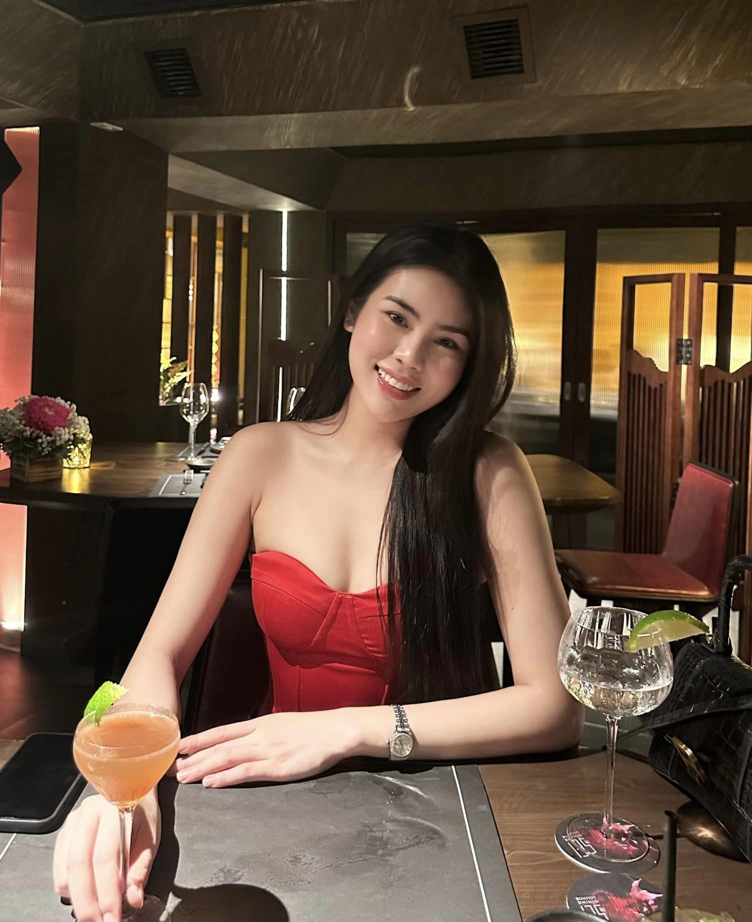 Cuộc sống kín tiếng Chu Thị Ánh Á hậu 2 Miss Fitness Vietnam 2022 và màn trả lời ứng xử ấp úng bị 