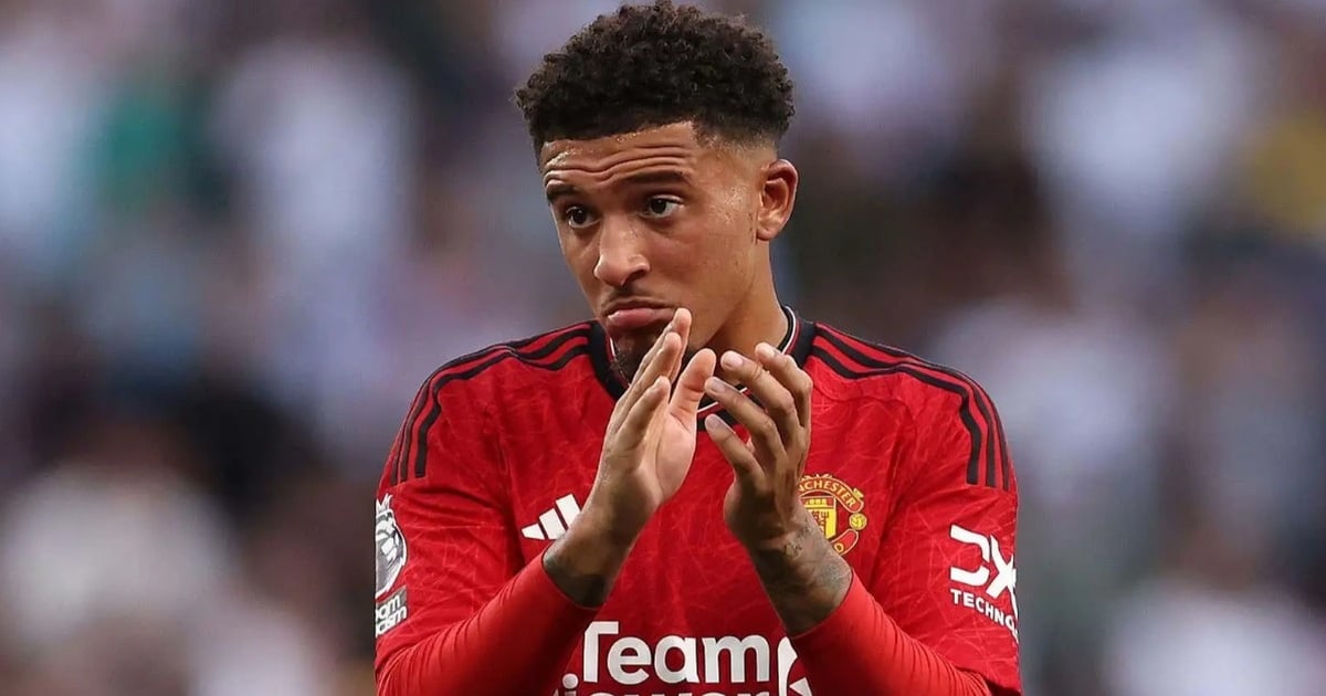 Jadon Sancho deja oficialmente el Man Utd