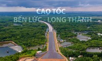 Panorama de la autopista Ben Luc-Long Thanh después de ser 