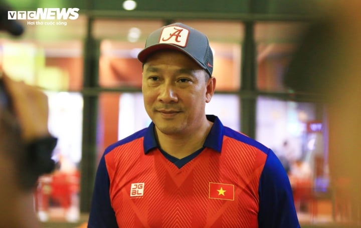 L'entraîneur Nguyen Tuan Kiet a partagé ses impressions après le retour à la maison de l'équipe de volley-ball vietnamienne.