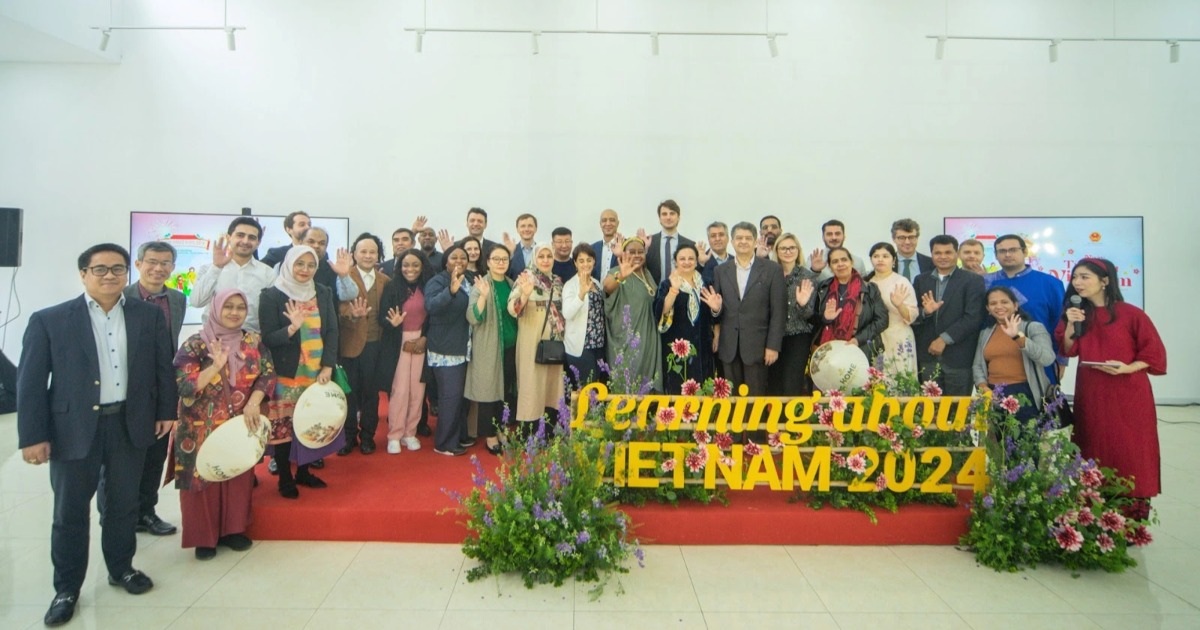 Experience Vietnamese Tet at "Vietnam Learning Day 2024"