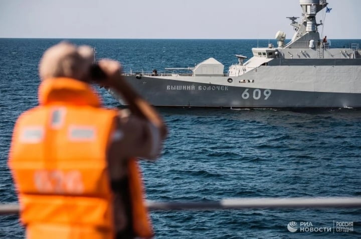 Russland verstärkt den Schutz der Schwarzmeerflotte vor dem Gegenangriff der Ukraine - 1