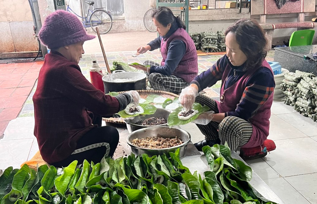 100年の歴史を持つ名物が露骨に模倣されることに対するドアイ地方の女性たちの懸念