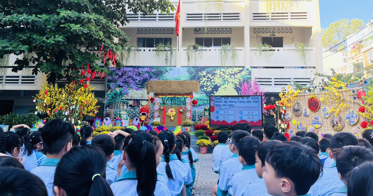 El Distrito 1 de la ciudad de Ho Chi Minh emitió un documento que prohíbe a los profesores dar clases adicionales contra las regulaciones.