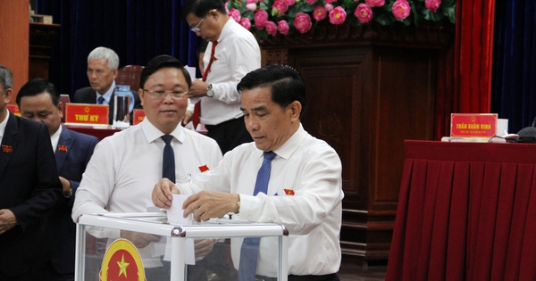 El Primer Ministro aprobó al Sr. Le Van Dung para ocupar el cargo de Presidente del Comité Popular de la provincia de Quang Nam.