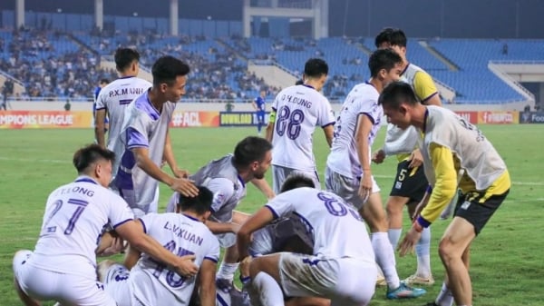 Tuan Hai scored a double, Hanoi FC won, Coach Le Duc Tuan thanked the fans