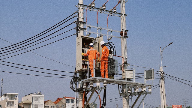 Beseitigung von Hindernissen für wichtige und dringende Stromnetzprojekte