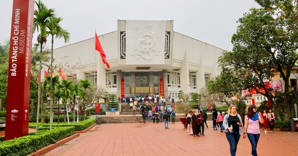 Ho Chi Minh Museum wirbt für Touristen