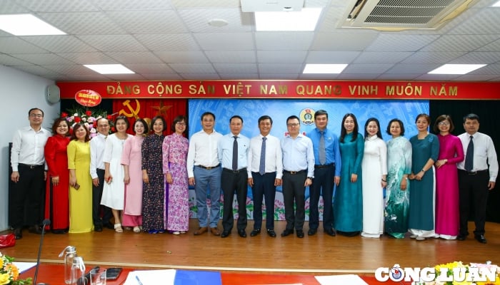 Mr. Le Tran Nguyen Huy was elected Chairman of the Trade Union of the Central Agency of the Vietnam Journalists Association.