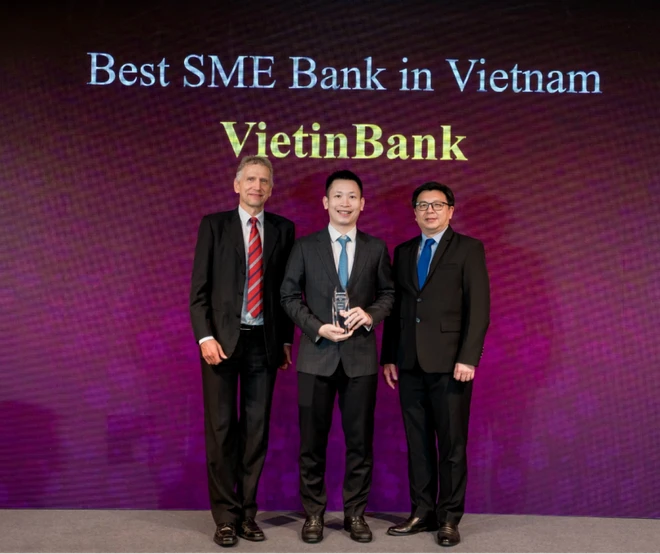 VietinBank lần thứ 4 liên tiếp trở thành Ngân hàng SME tốt nhất Việt Nam