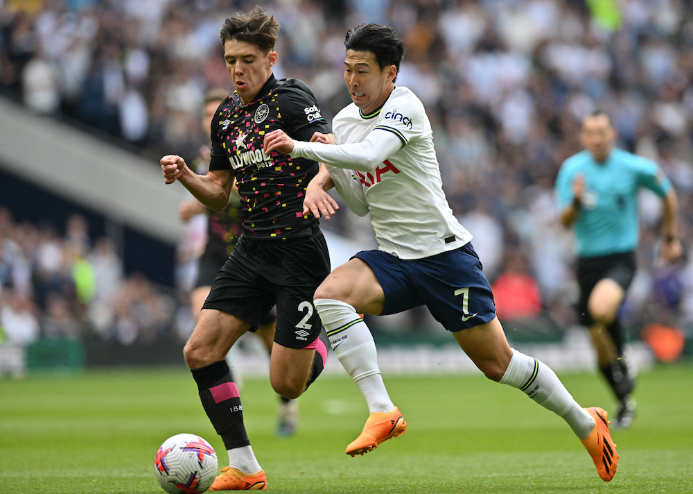 Ngoại hạng Anh: Gục ngã trên sân nhà trước Brentford, Tottenham đối mặt mùa giải khủng hoảng - Ảnh 1.