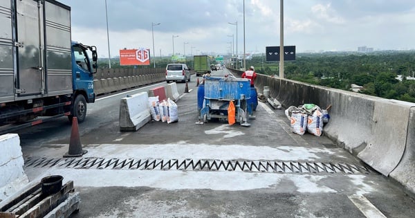 23h đêm 19/9: Dỡ phong tỏa làn đường trên cao tốc TP.HCM