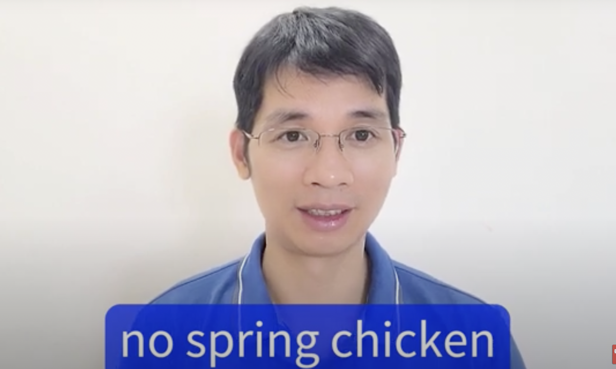 ความหมายที่แตกต่างกันของคำว่า 'chicken' ในภาษาอังกฤษ