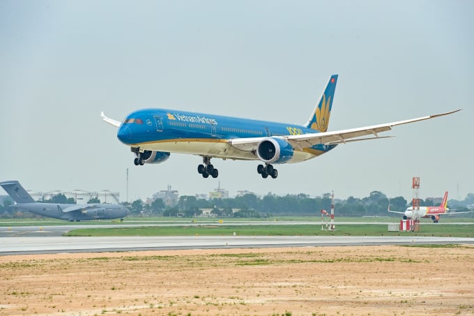 ノイバイ空港は首都圏唯一の国際空港です。写真: ジャン・フイ