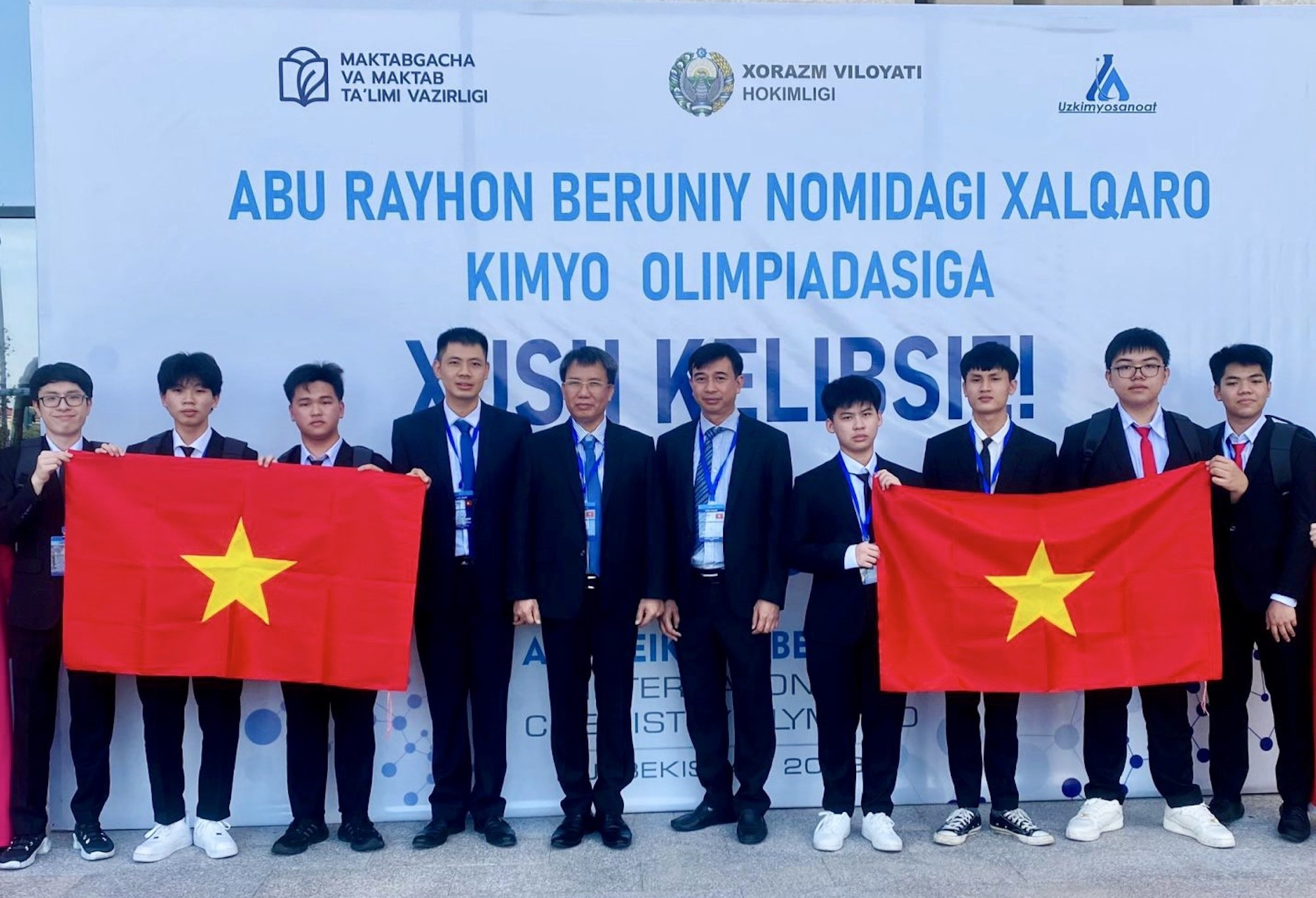 4 học sinh Việt Nam giành huy chương vàng Olympic Hoá học quốc tế - 1