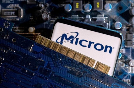 China bans purchases of products from chipmaker Micron. Photo: Reuters