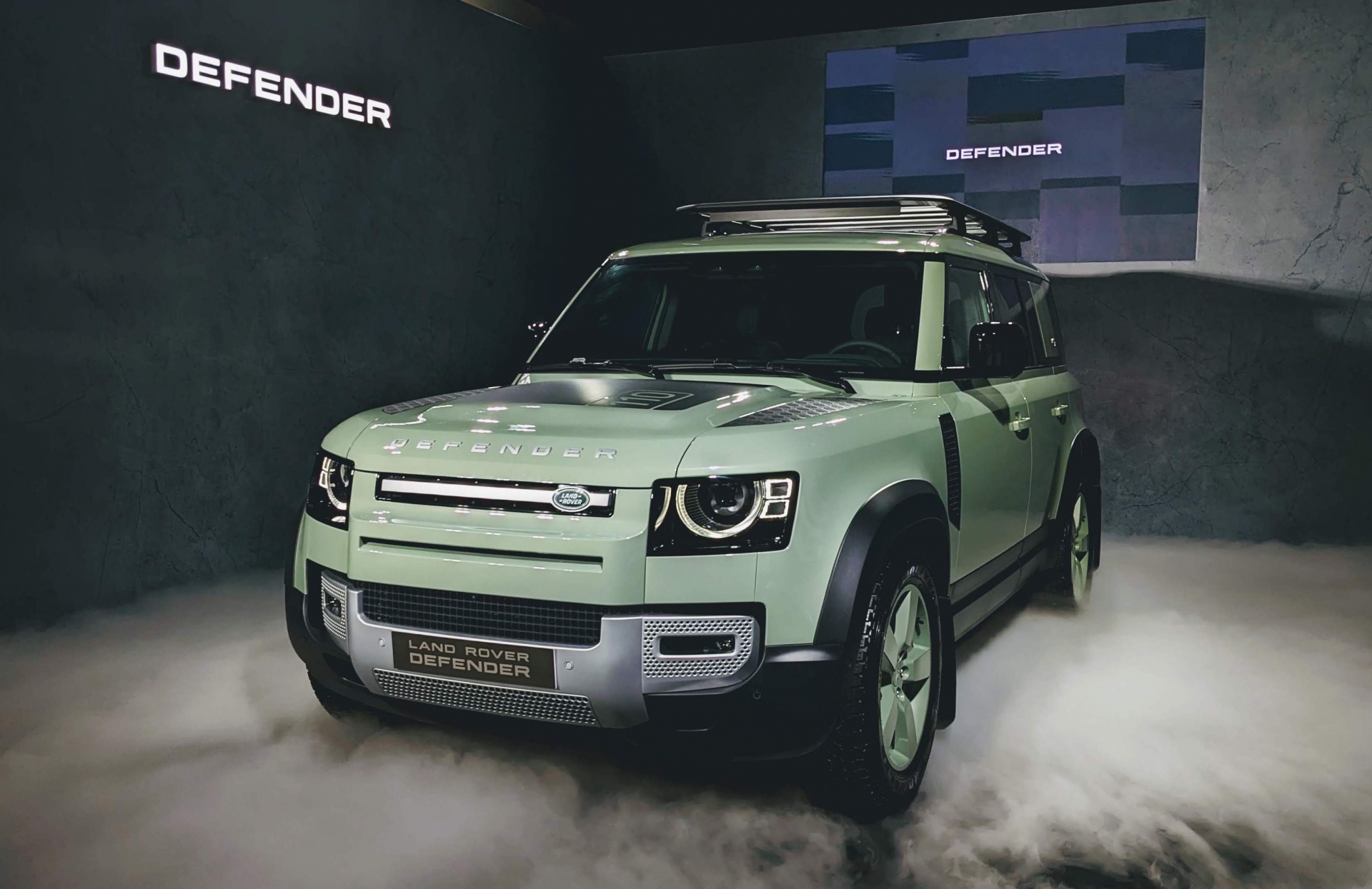 Land Rover Defender 75th Limited Edition จำหน่ายให้แก่ลูกค้าชาวเวียดนามเพียง 5 คันเท่านั้น
