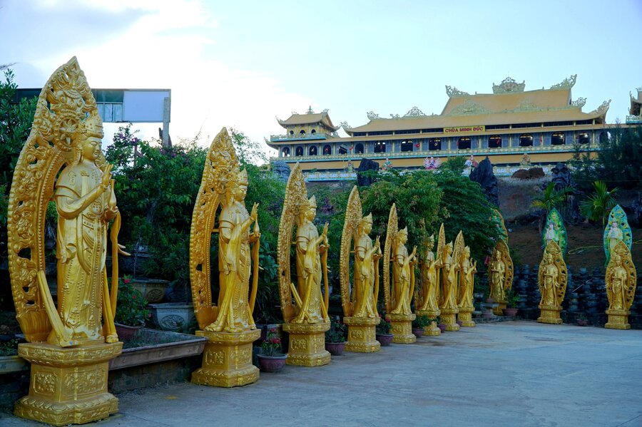 The Buddhist spiritual cultural area includes the following items: Buddha statue, Square, Minh Duc pagoda, Buddhist museum... Photo: Vien Nguyen