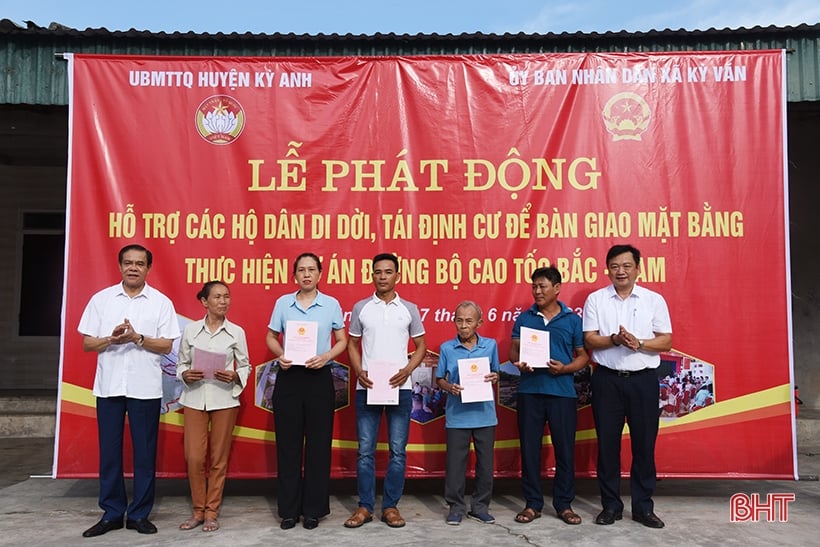 “Chìa khóa” đẩy nhanh tiến độ bàn giao mặt bằng cao tốc Bắc - Nam qua Hà Tĩnh