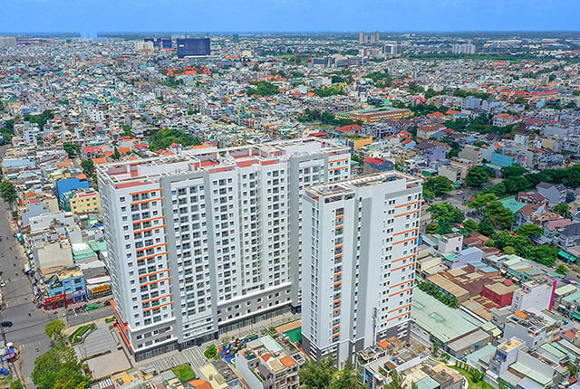 Le Conseil populaire de Ho Chi Minh-Ville organise une explication sur les frustrations liées à la délivrance des livres rouges, photo 1