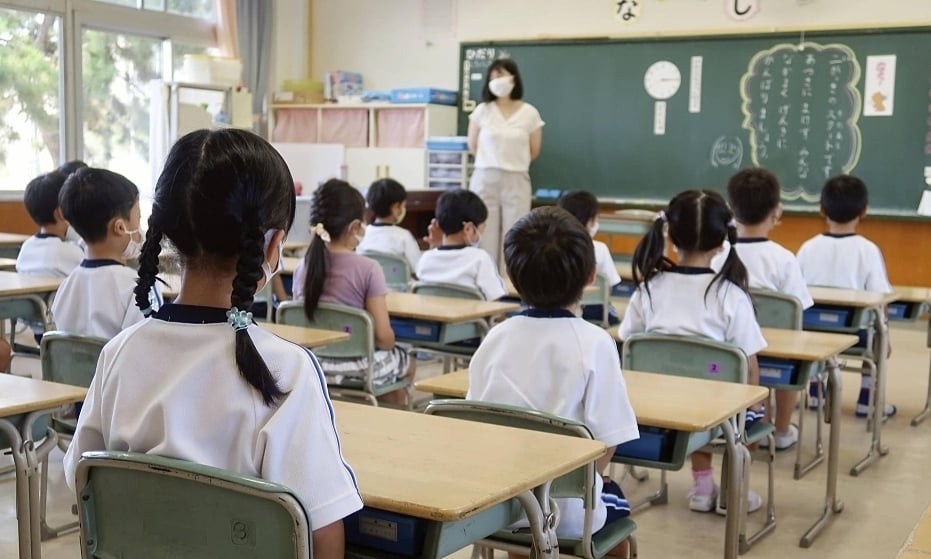 Propuesta 'urgente' para reducir las horas lectivas de los profesores japoneses