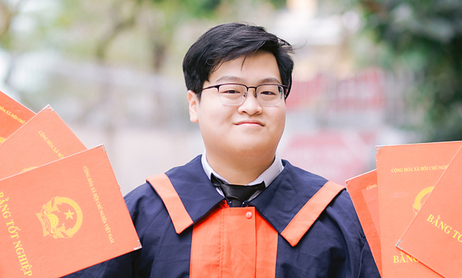 Nam sinh chuyên Pháp đỗ Đại học Stanford