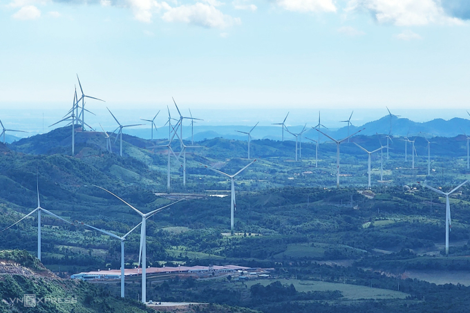 Windkraftanlagenprojekt im Bergbezirk Huong Hoa. Foto: Vo Thanh