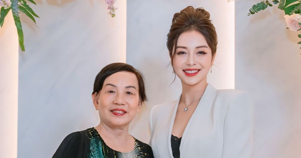 Rich mother-in-law congratulates Jennifer Pham on becoming a boss