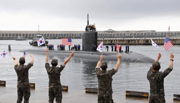 Северная Корея запустила баллистическую ракету, норвежское правительство подверглось кибератаке, новозеландский министр ушел в отставку