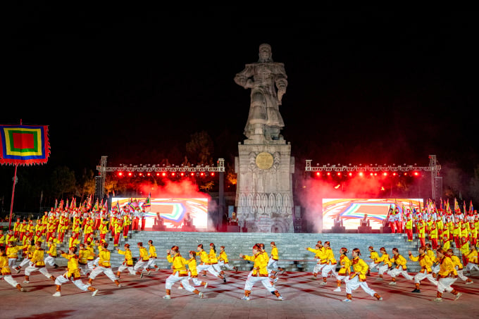 Reconstitution de soldats de Tay Son en action. Photo : Vo Thanh