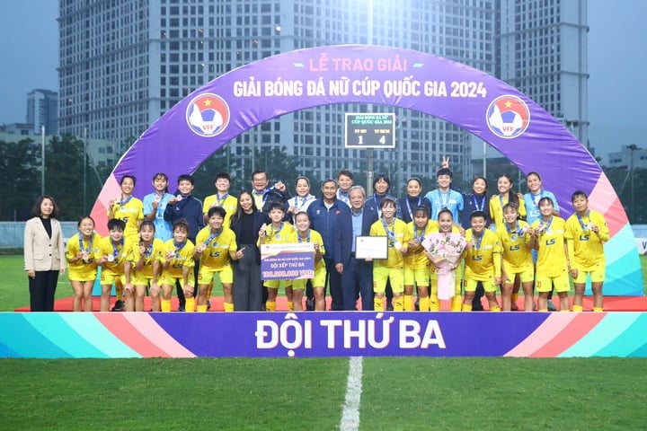 Ho Chi Minh-Ville a remporté la troisième place de la Coupe nationale féminine 2024.