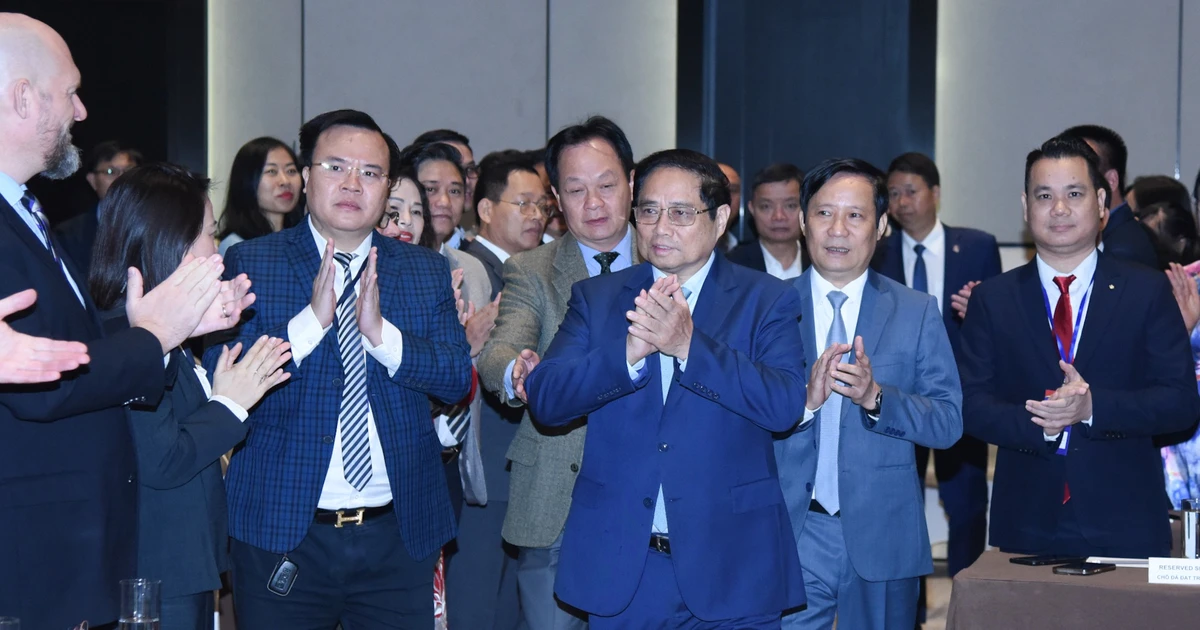 [Foto] El primer ministro Pham Minh Chinh asiste a la Cumbre Empresarial Vietnam-EE. UU. 2024