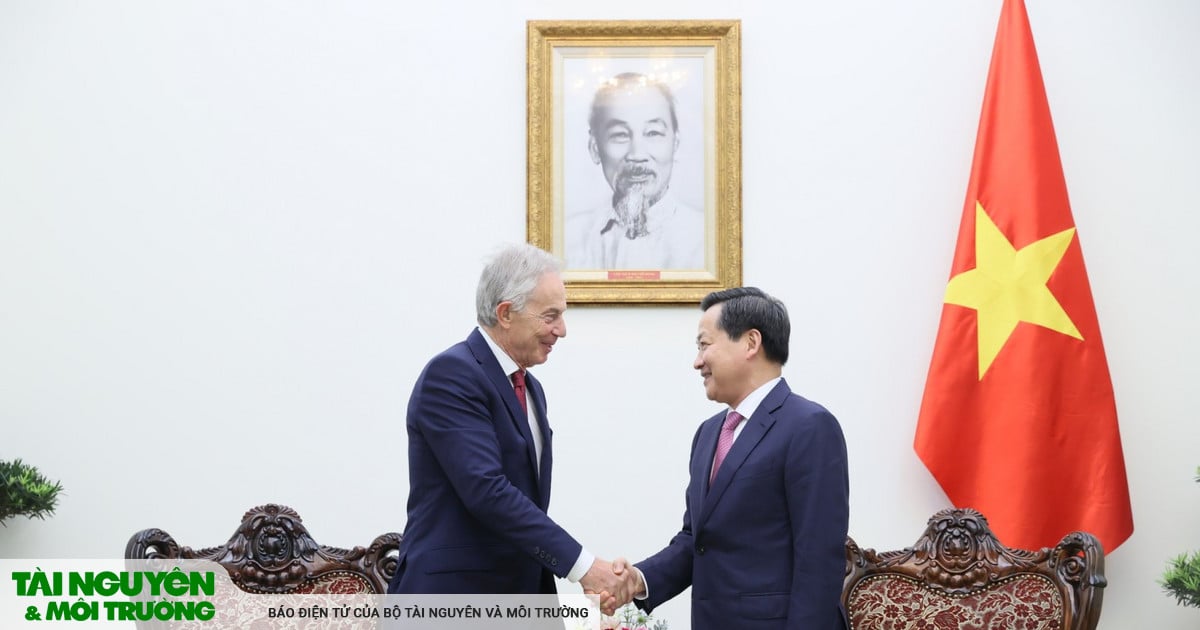 Le vice-Premier ministre Le Minh Khai a reçu l'ancien Premier ministre britannique et président de l'Institut TBI Tony Blair