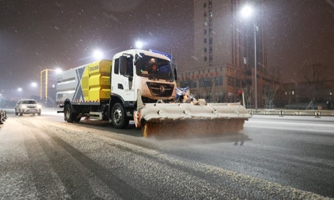 La sopladora de nieve limpia la nieve en la ciudad de Changchun. Foto: CFP