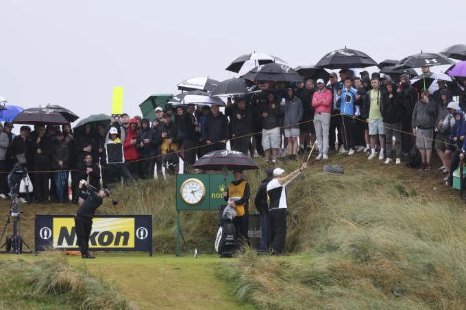 Harman tees off on the 14th hole during the final round of The Open on July 23. Photo: AP