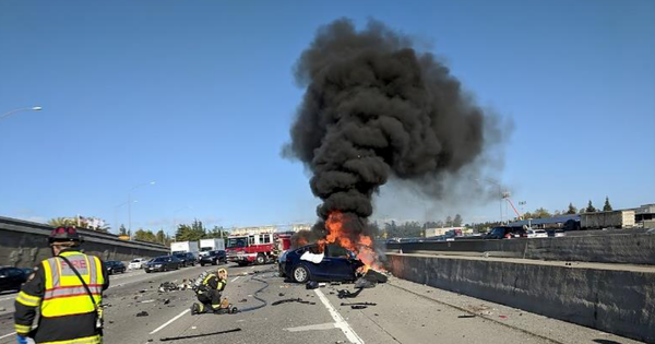 テスラ、アップルのエンジニアが死亡した事故の賠償金を支払うことに同意