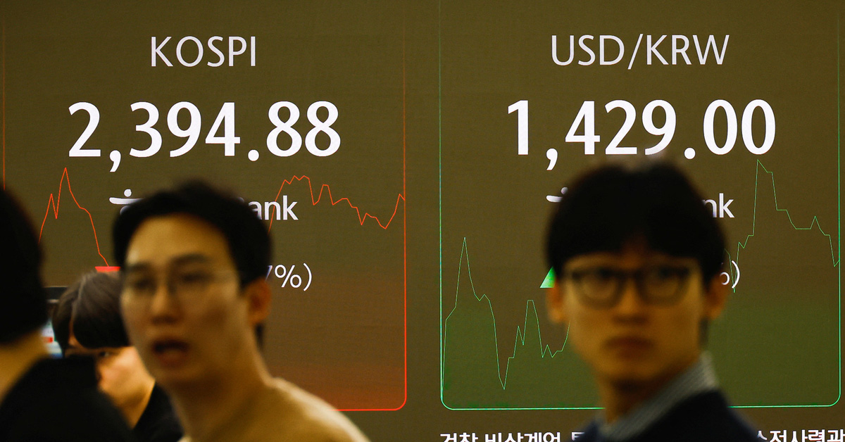 South Korean won plunges amid political crisis