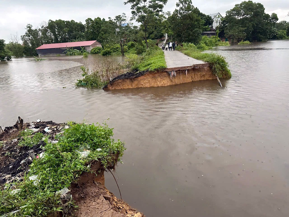 ព័ត៌មាន​អំពី​ការ​បាក់​ទំនប់​នៅ​ស្រុក​សុក​សឺន​គឺ​មិន​ត្រឹម​ត្រូវ។