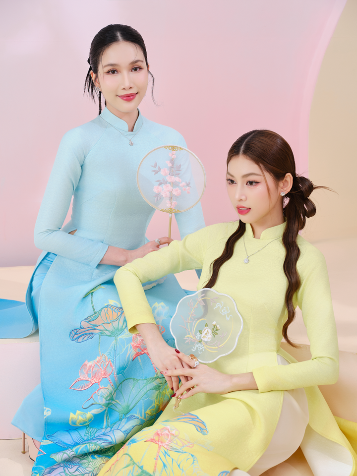 Miss Luong Thuy Linh, Zweitplatzierte Phuong Anh, Ngoc Thao konkurrieren im Schönheitswettbewerb mit Ao Dai - 4