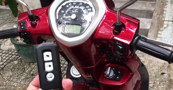 スマートキーを使ったバイクやローリングドアの多くが作動しない理由を解説