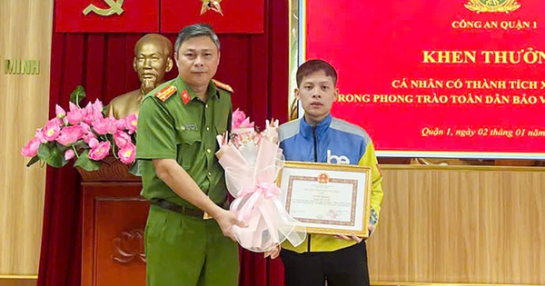 Praise for Be driver who intervened to stop a fight on New Year's Eve in downtown Ho Chi Minh City