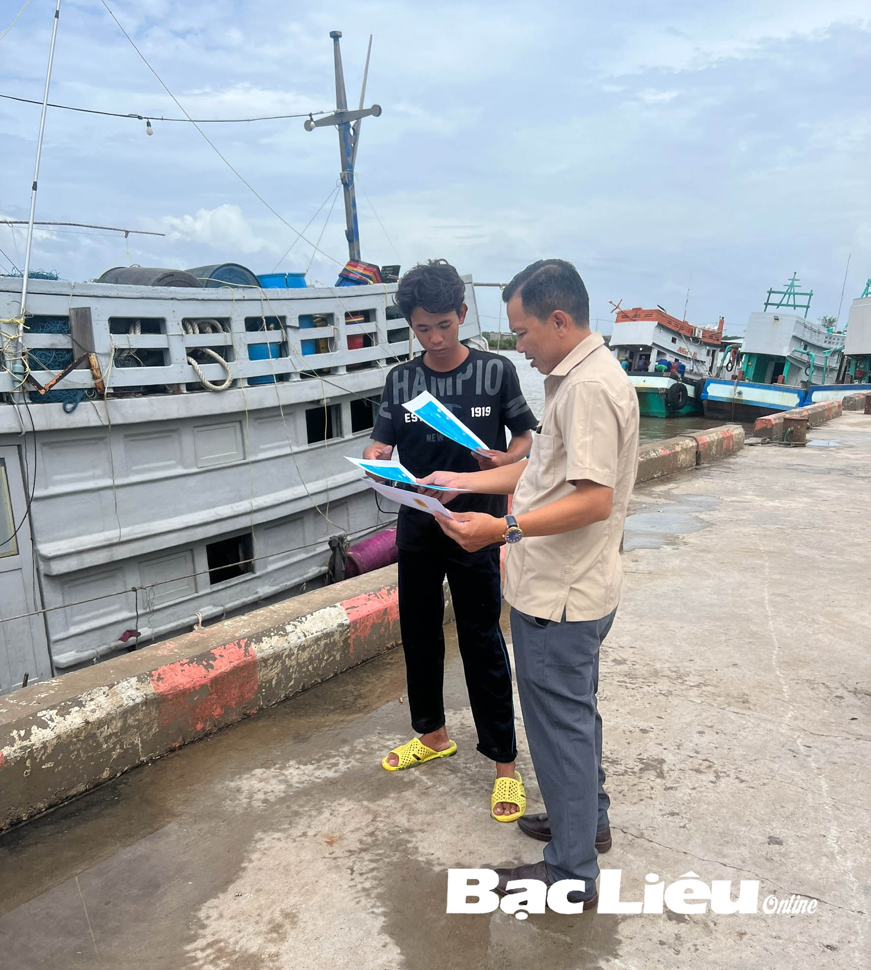 Đảm bảo cho ngư dân vươn khơi an toàn