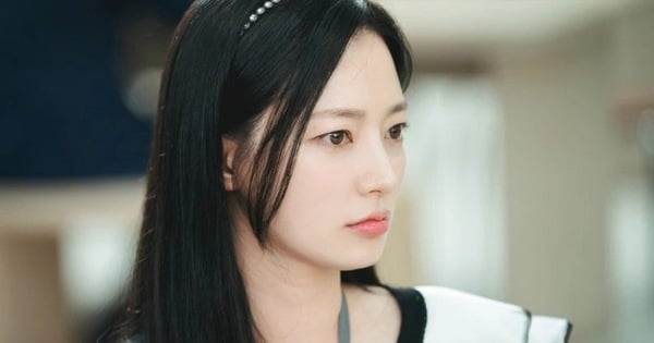 L'actrice Song Ha Yoon accusée de violences à l'école et d'avoir giflé sa victime pendant une heure et demie