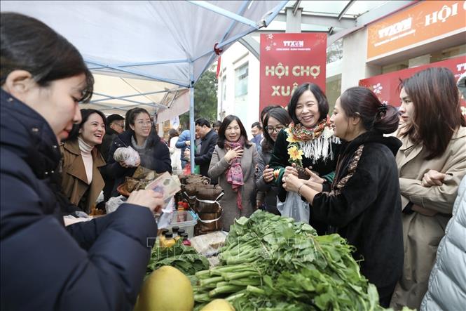 La Unión de Jóvenes de Vietnam organiza un festival de primavera para elevar la moral de sus miembros. Foto 2